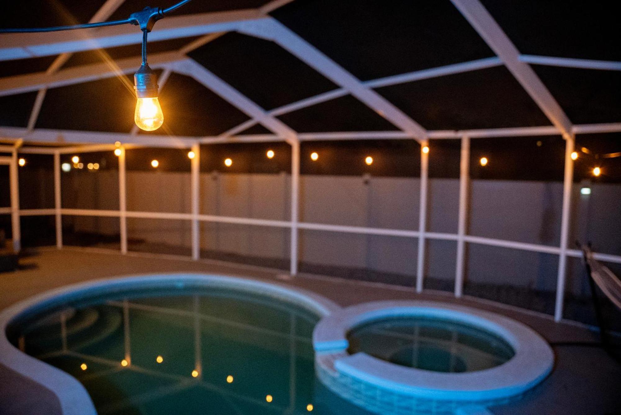 Stunning Modern Home In Tampa With Pool - Just 5 Minutes From Airport! Экстерьер фото
