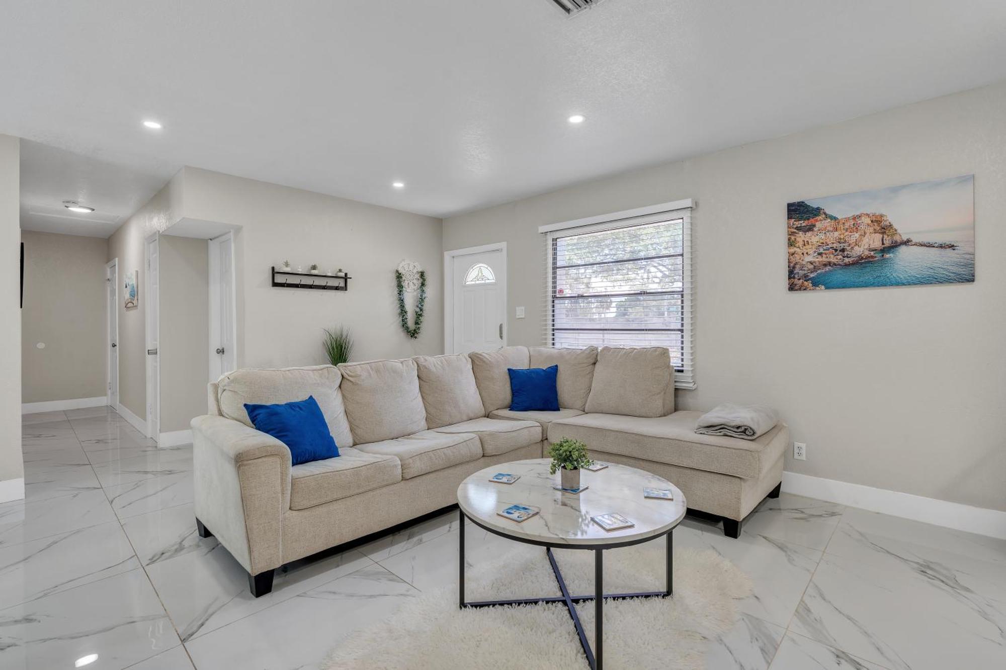Stunning Modern Home In Tampa With Pool - Just 5 Minutes From Airport! Экстерьер фото