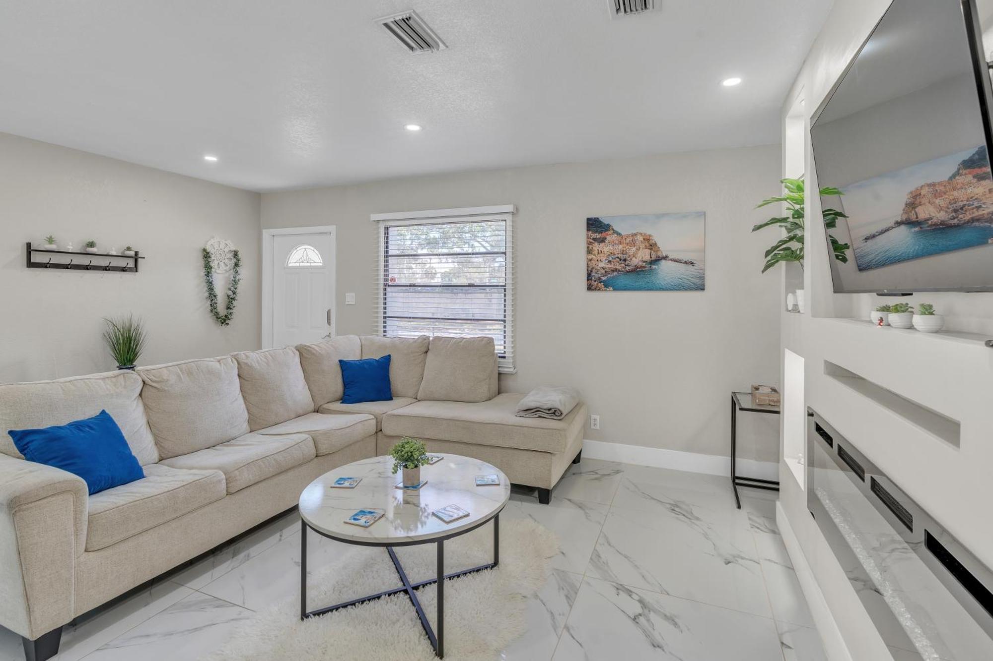 Stunning Modern Home In Tampa With Pool - Just 5 Minutes From Airport! Экстерьер фото